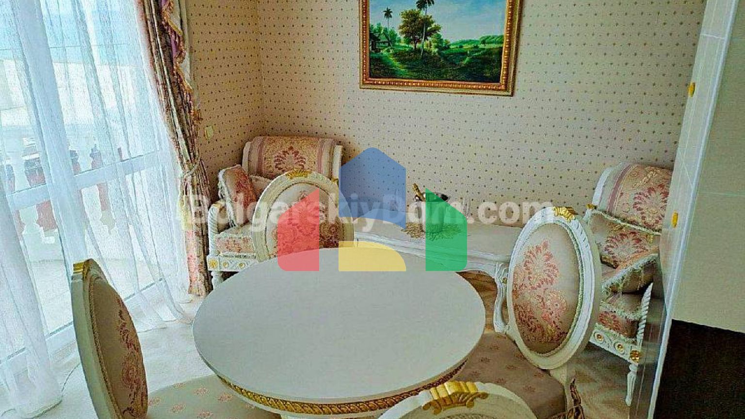 Двокімнатна квартира в Таліана Біч