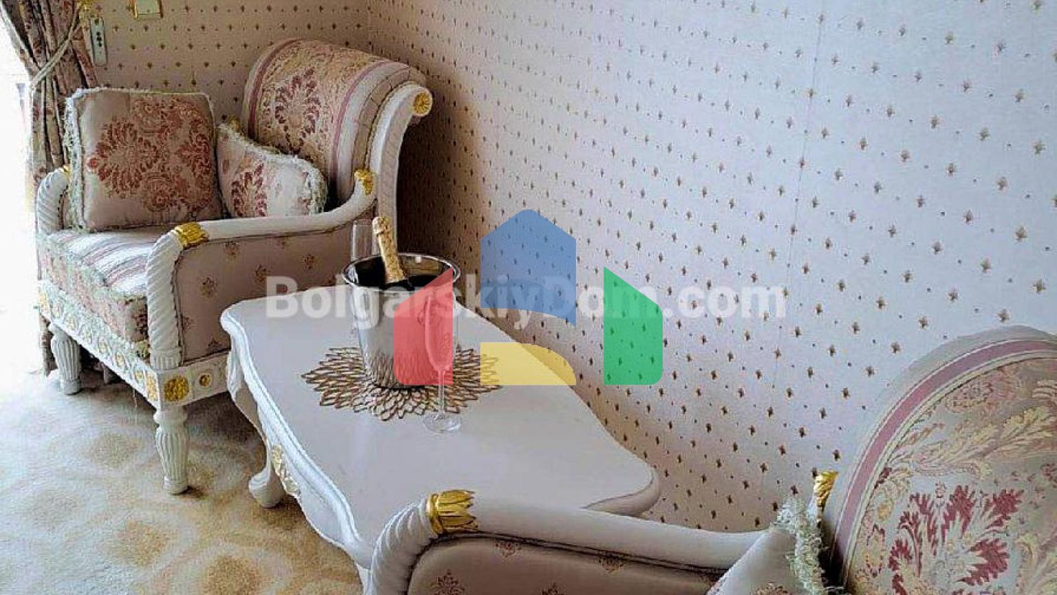 Двокімнатна квартира в Таліана Біч