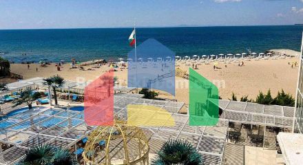 Двокімнатна квартира в Таліана Біч