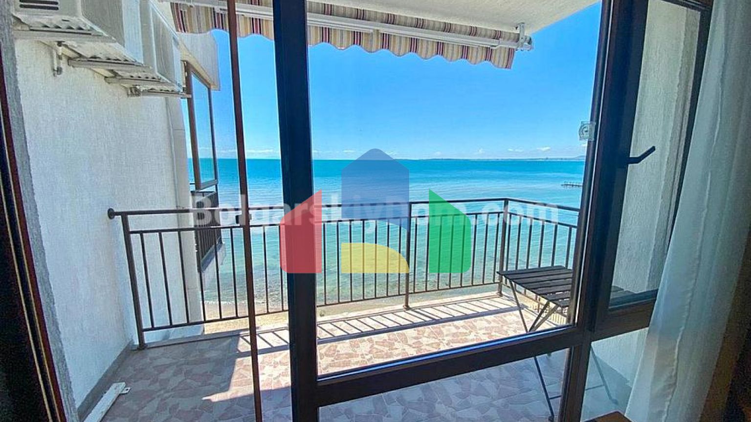 Двокімнатна квартира в Мессамбрія Форт