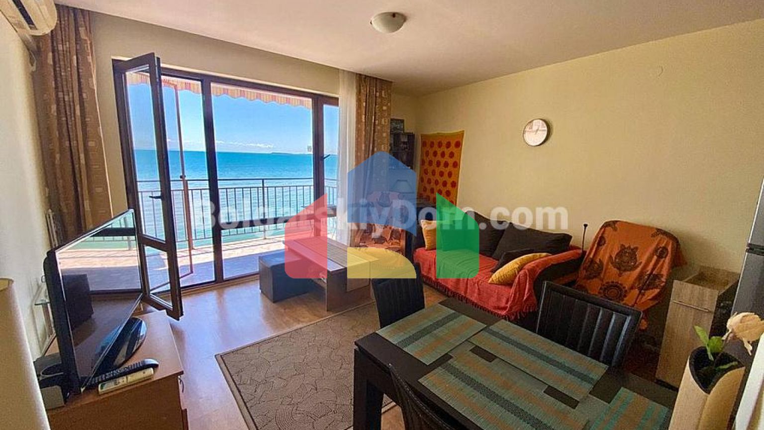 Двокімнатна квартира в Мессамбрія Форт