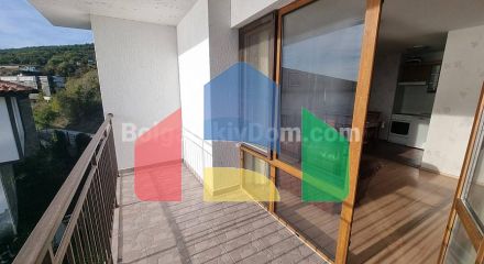 Трикімнатна квартира в Мессамбрія Форт Біч