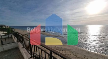 Трикімнатна квартира в Мессамбрія Форт Біч