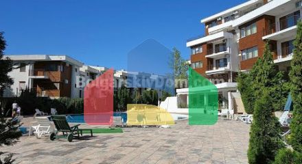 Трикімнатна квартира в Мессамбрія Форт Біч