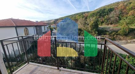 Трикімнатна квартира в Мессамбрія Форт Біч