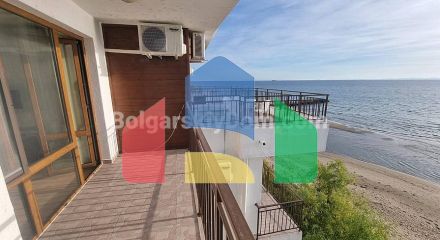 Трикімнатна квартира в Мессамбрія Форт Біч