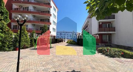 Трикімнатна квартира в Привілідж Форт Біч