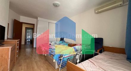 Трикімнатна квартира в Привілідж Форт Біч