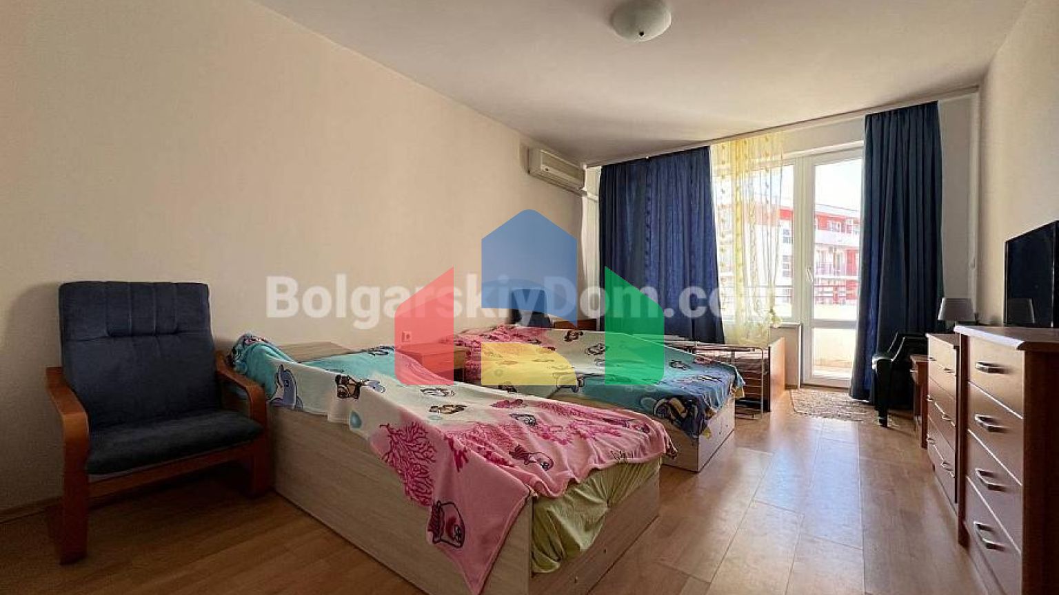 Трикімнатна квартира в Привілідж Форт Біч