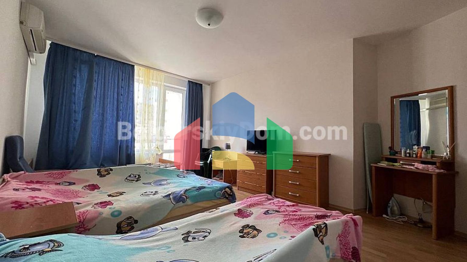 Трикімнатна квартира в Привілідж Форт Біч