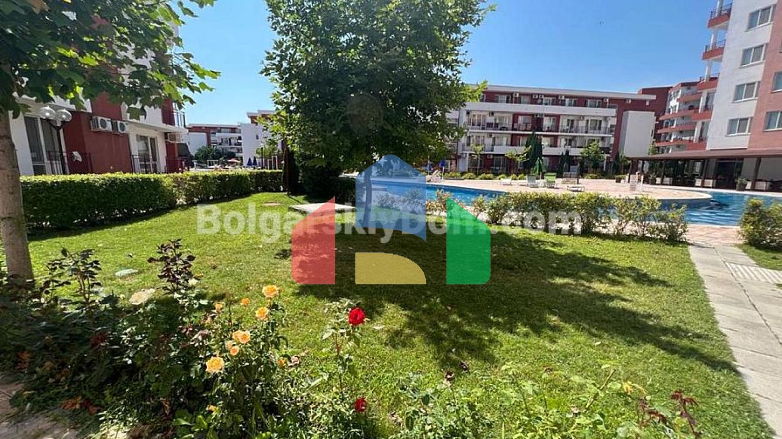 Трикімнатна квартира в Привілідж Форт Біч