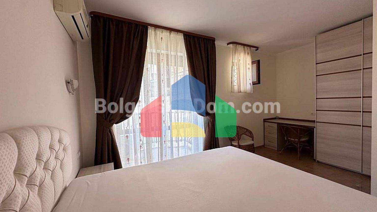 Двоповерхова вілла в Вілла Романа