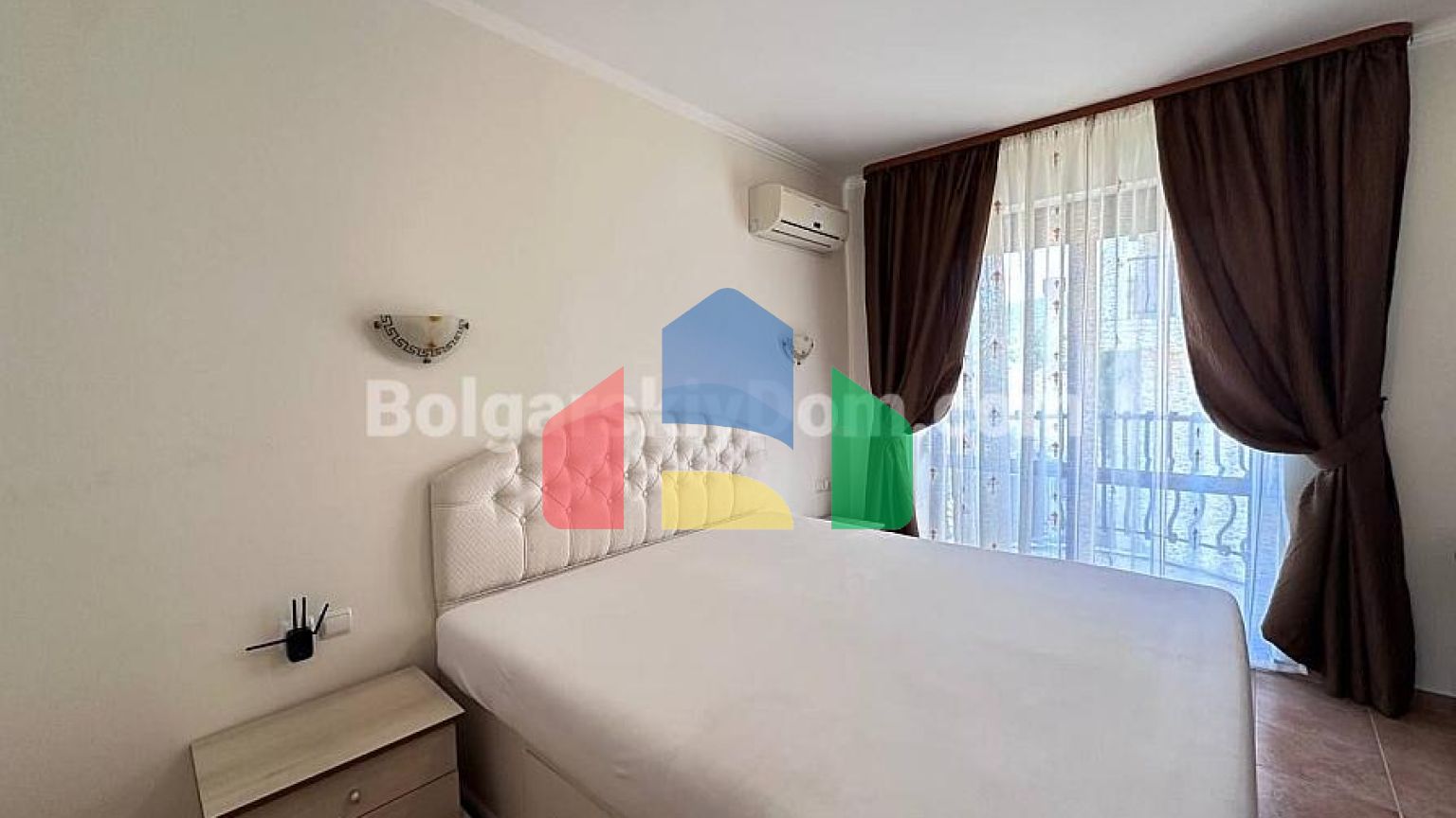 Двоповерхова вілла в Вілла Романа