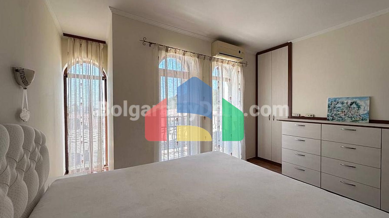 Двоповерхова вілла в Вілла Романа