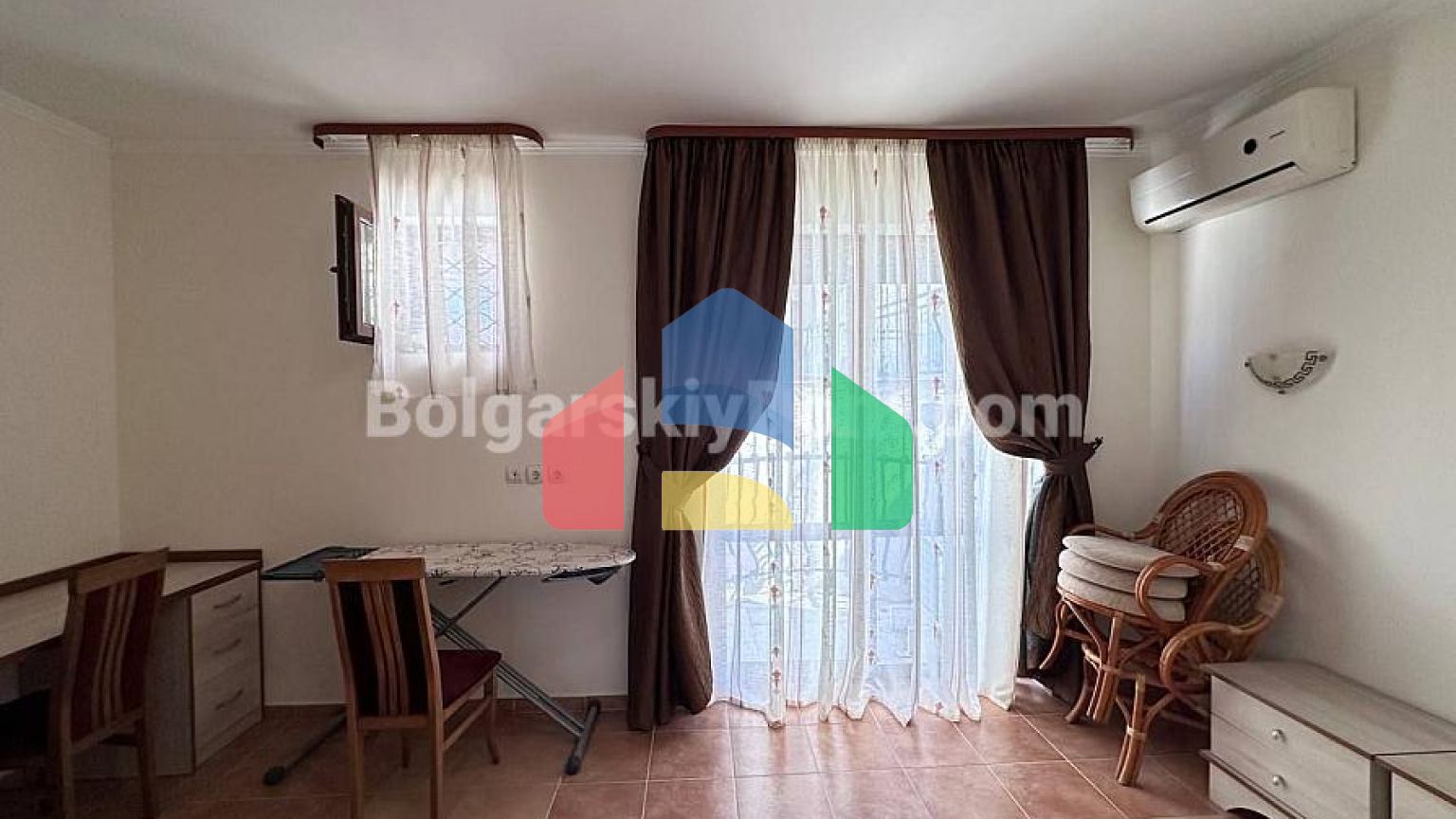 Двоповерхова вілла в Вілла Романа