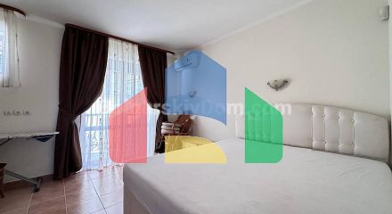 Двоповерхова вілла в Вілла Романа