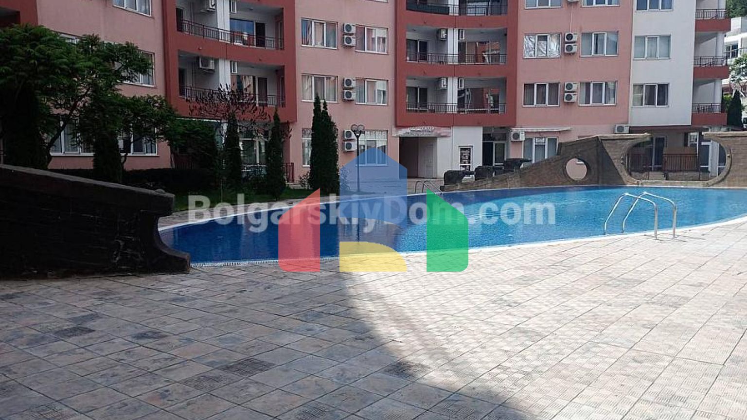 Трикімнатна квартира в Привілідж Форт