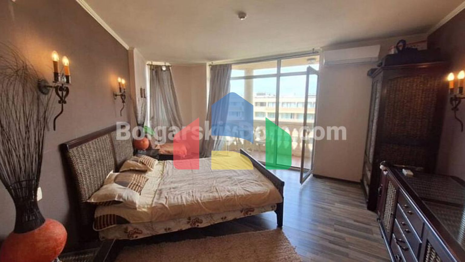 Двухкомнатная квартира в Атриум Бич