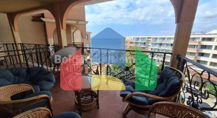 Двухкомнатная квартира в Атриум Бич