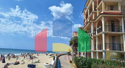 Двухкомнатная квартира в Атриум Бич