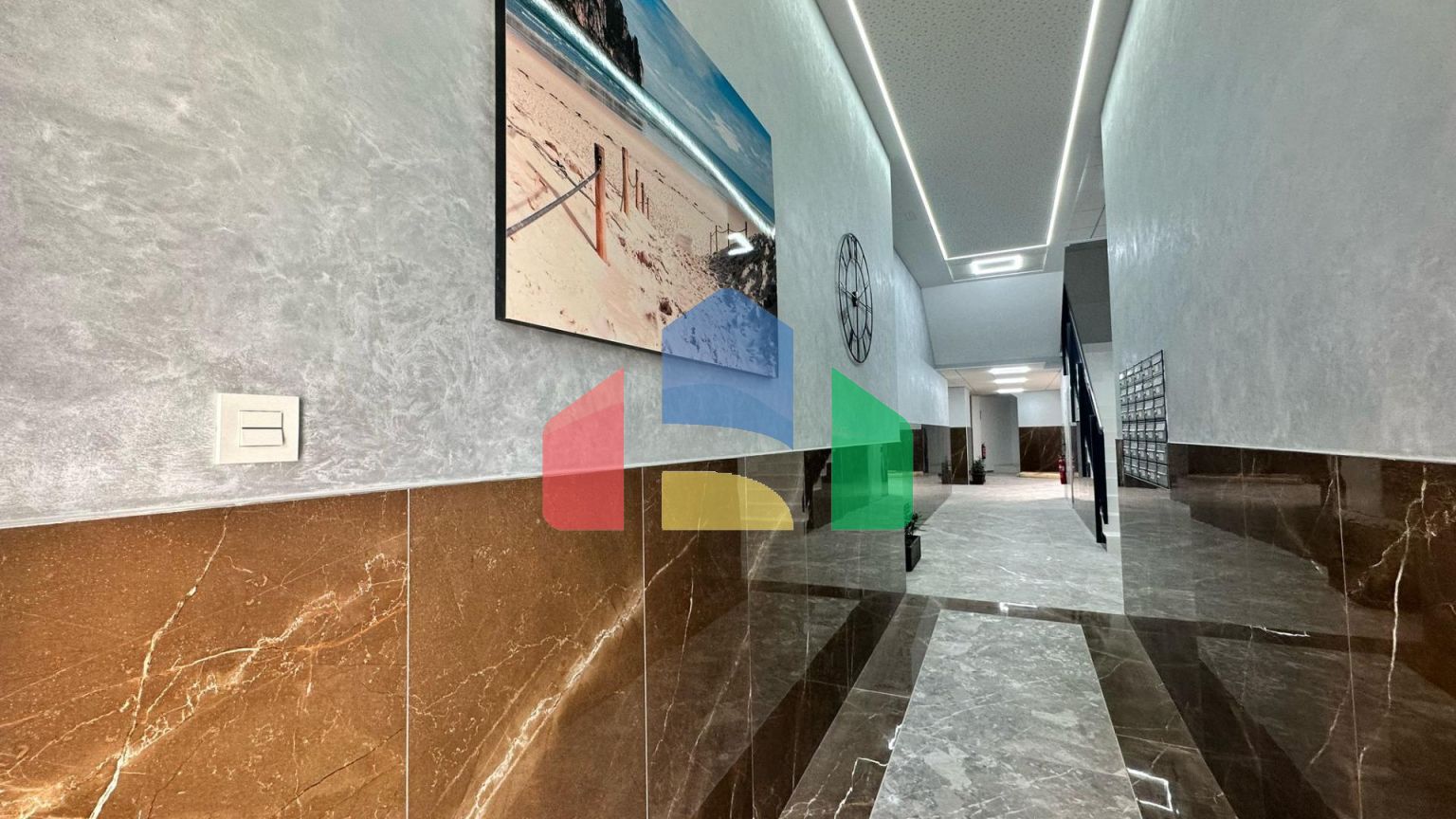 ПЕНТХАУС с тремя спальнями в центре Аликанте