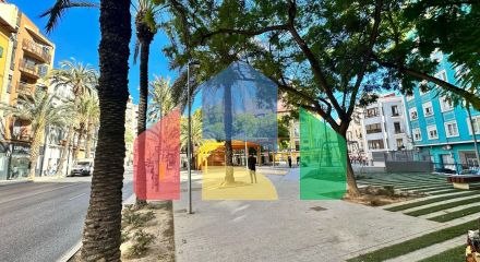 ПЕНТХАУС с тремя спальнями в центре Аликанте