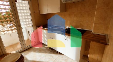 Просторная квартира для ремонта в Аликанте — Район Вирхен-дель-Ремедио