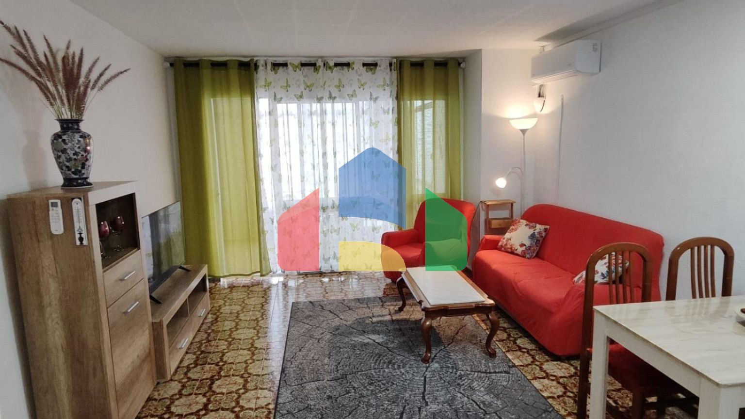 Продается хорошая квартира в Аликанте