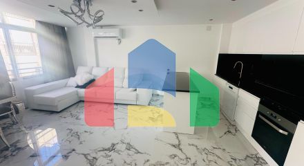 Stylish and spacious three-room apartment in the Altazano area, Alicante, for sale!