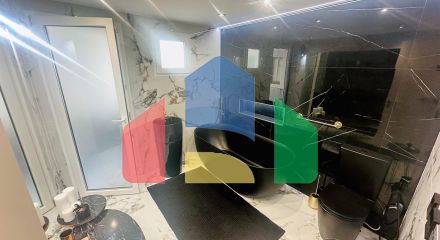 Продаётся стильная и просторная трёхкомнатная квартира в районе Альтазано, Аликанте!