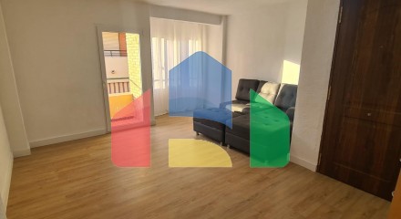Квартира с тремя спальнями на третьем этаже, готовая к заселению