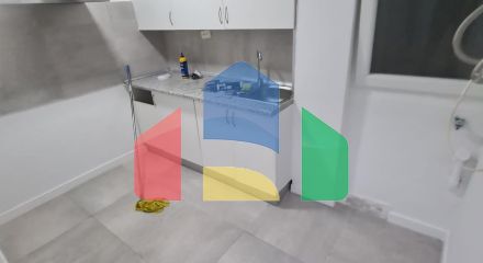 Квартира с тремя спальнями на третьем этаже, готовая к заселению