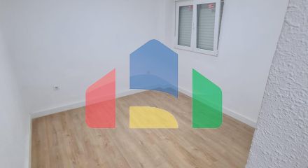 Квартира с тремя спальнями на третьем этаже, готовая к заселению