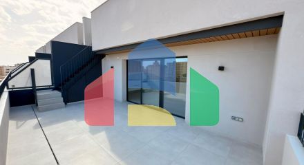 Совершенно новый пентхаус с террасой-солярием и потрясающим видом в TRIDENTE RESIDENCE