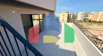 Совершенно новый пентхаус с террасой-солярием и потрясающим видом в TRIDENTE RESIDENCE Совершенно новый пентхаус с террасой-солярием и потрясающим видом в TRIDENTE RESIDENCE