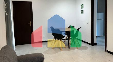 Светлая квартира с двумя спальнями в Аликанте — отличный вариант для жизни или инвестиций