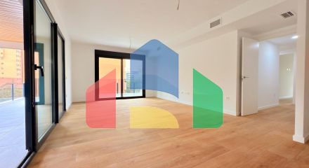 ВЕЛИКОЛЕПНАЯ БОЛЬШАЯ КВАРТИРА В САМОМ СЕРДЦЕ САН ХУАН ПЛАЯ  ️