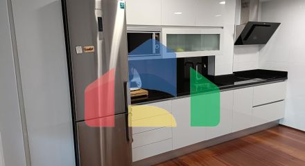 Полностью отремонтированная квартира в самом центре Аликанте в 200 м от Экспланады.