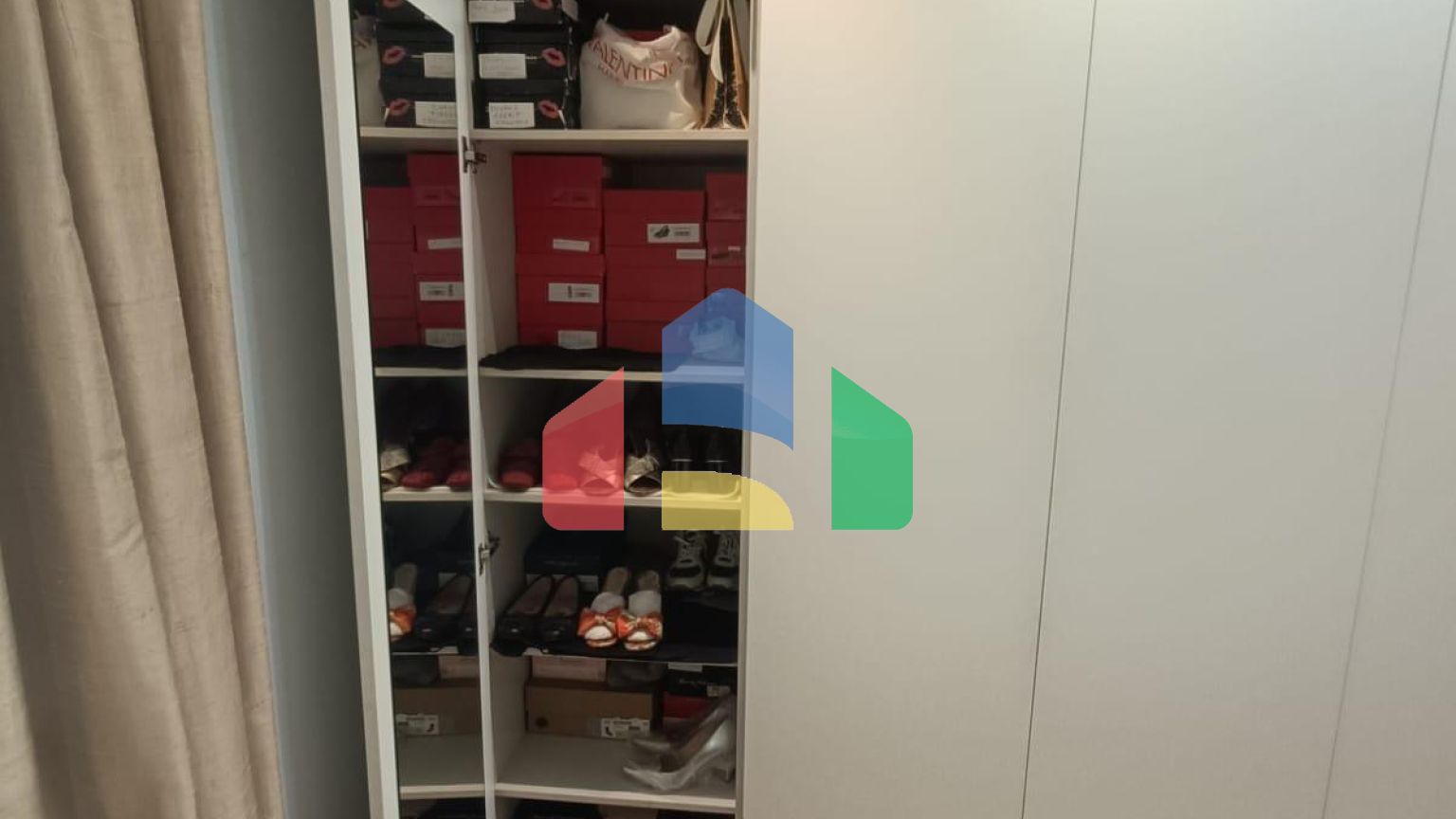 Полностью отремонтированная квартира в самом центре Аликанте в 200 м от Экспланады.