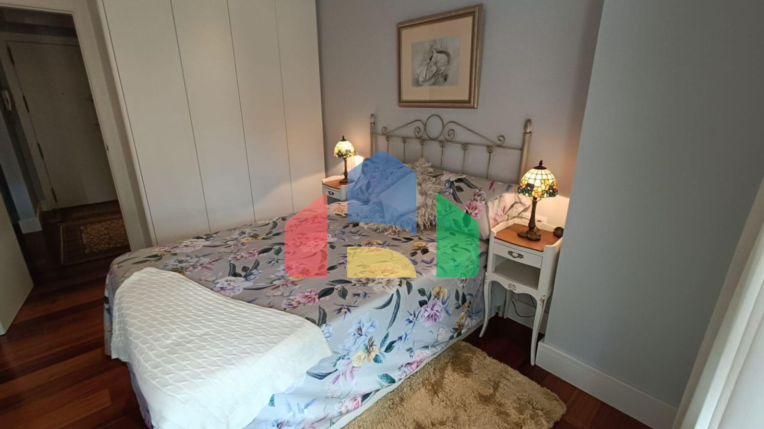 Полностью отремонтированная квартира в самом центре Аликанте в 200 м от Экспланады.