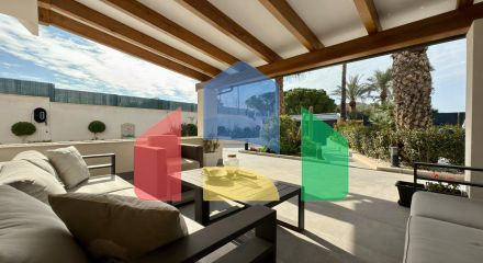 Отдельная вилла с частным бассейном и большим участком Отдельная вилла с частным бассейном и большим участком