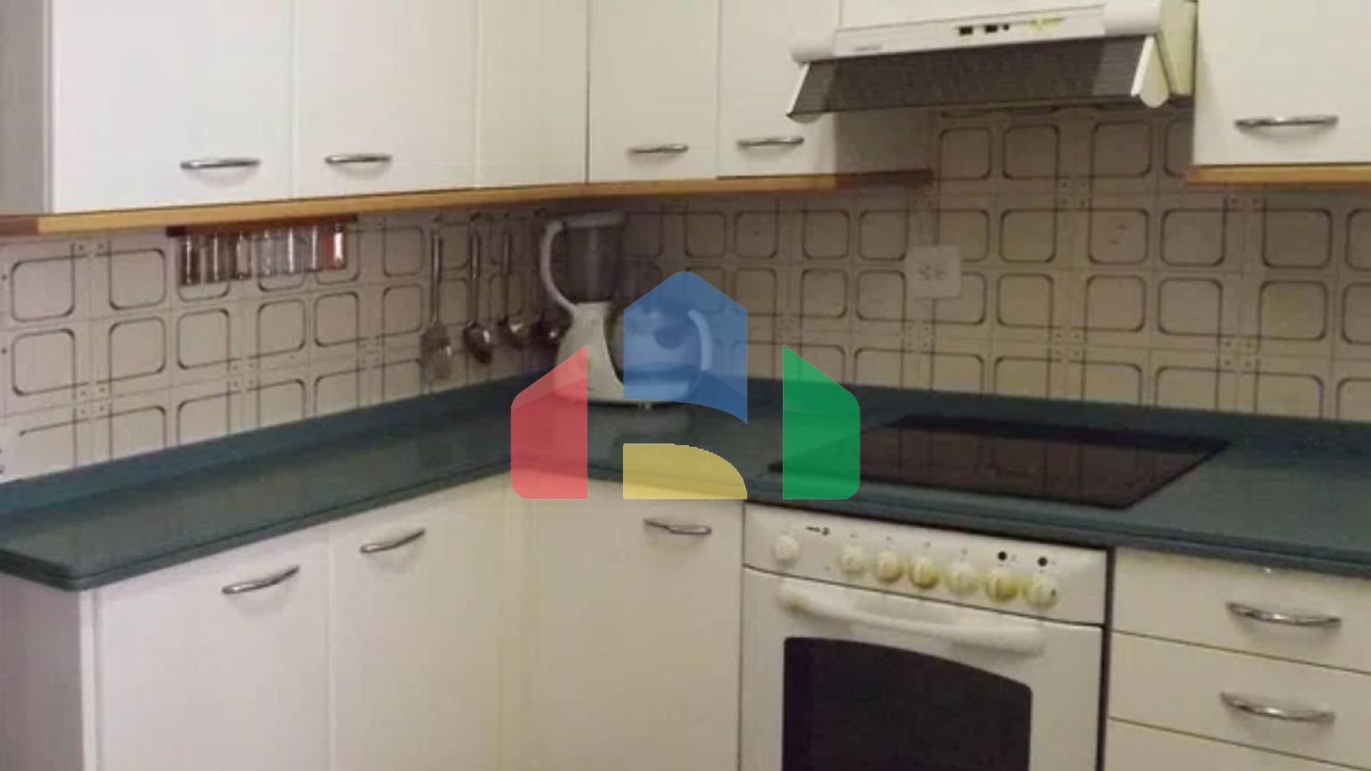 Впечатляющая квартира в Беналуа с панорамным видом