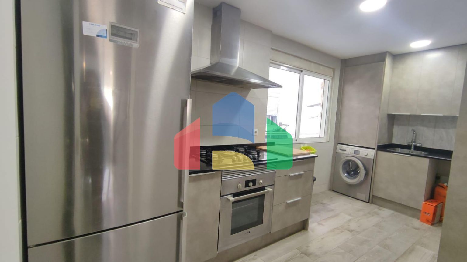 Продаётся квартира в городе Аликанте, идеальный вариант  для инвестиций!