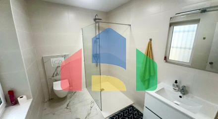 Полностью обновлённая квартира в центре жизни Аликанте — с видом на Plaza de Toros!