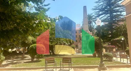 Полностью обновлённая квартира в центре жизни Аликанте — с видом на Plaza de Toros!