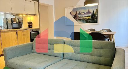 Просторная квартира с видом на сквер в Аликанте — заезжай и живи!