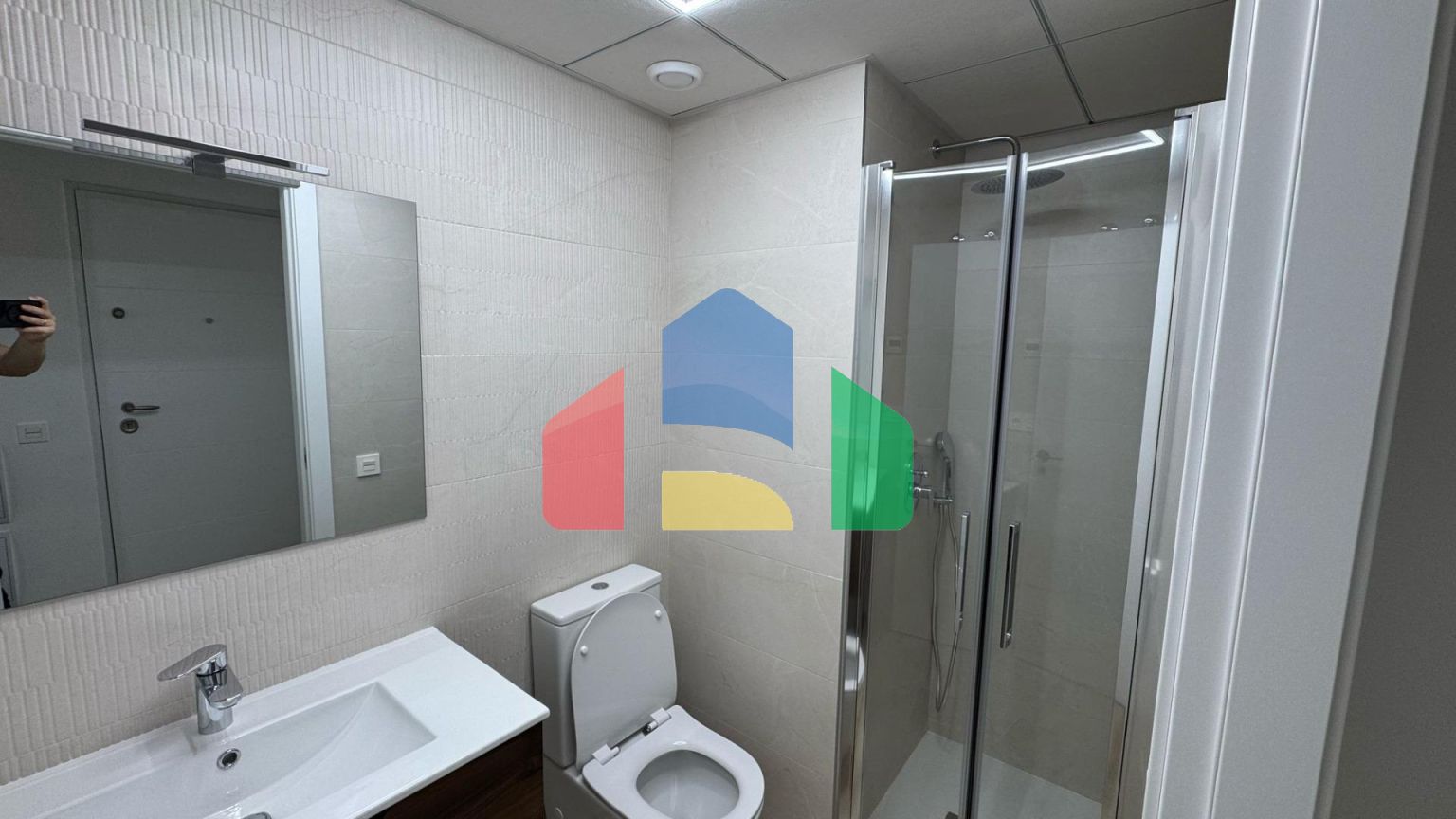 ПЕНТХАУС с тремя спальнями в центре Аликанте