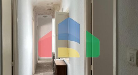 Уникальная инвестиционная возможность в Аликанте – квартира под ремонт в топ-локации!