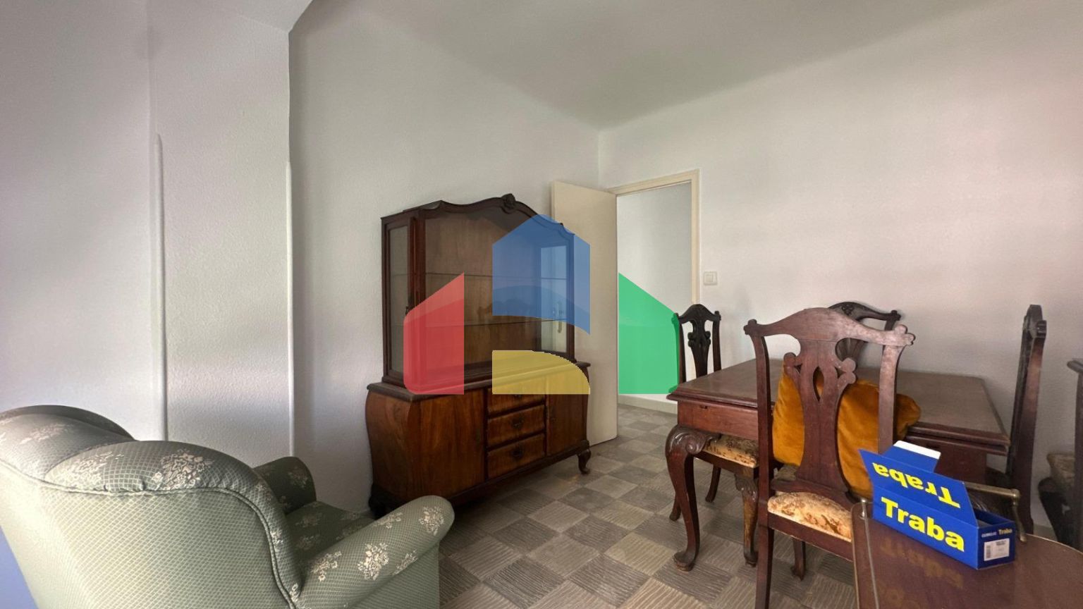 Уникальная инвестиционная возможность в Аликанте – квартира под ремонт в топ-локации!