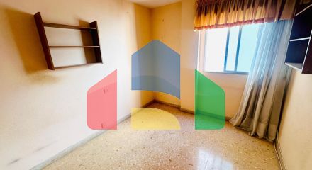 Просторная квартира в самом центре Аликанте с потрясающим видом на замок Санта-Барбара Просторная квартира в самом центре Аликанте с потрясающим видом на замок Санта-Барбара